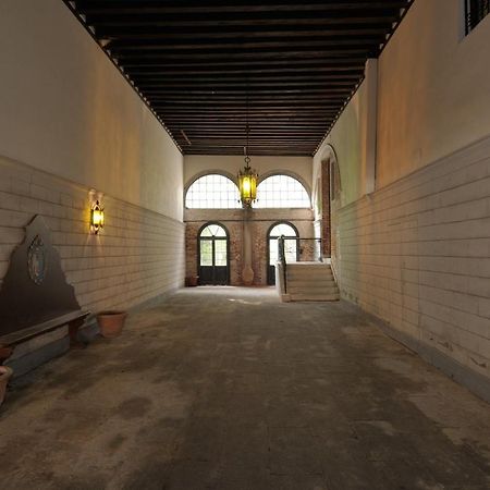 Canal Riva De Biasio Венеция Экстерьер фото